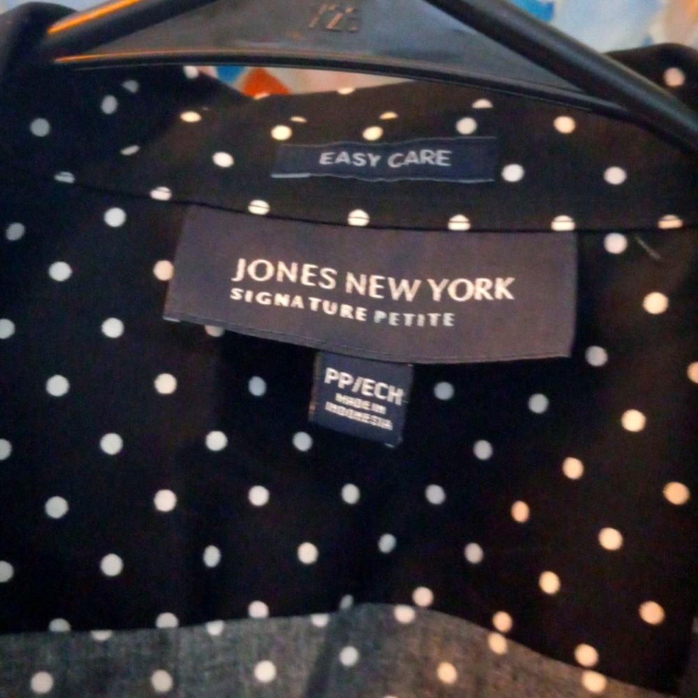 ๐JONES NEW YORK - Picture 3 of 3
